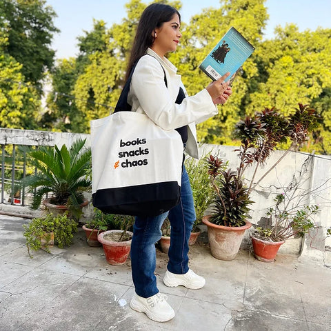Stylish black-bottom tote bag ideal for school, shopping or daily use.


